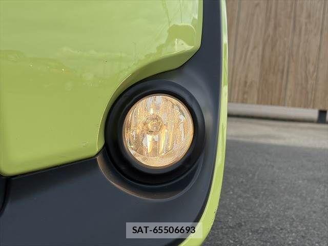 Toyota SIENTA 2015-10 7620109-13