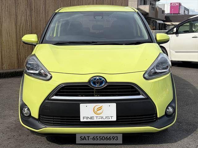 Toyota SIENTA 2015-10 7620109-15