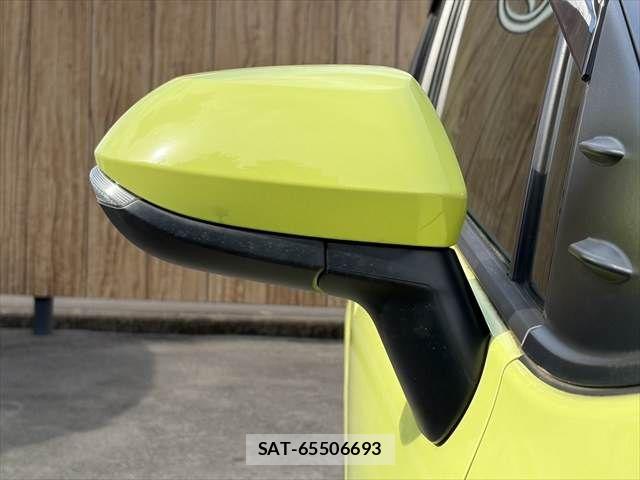 Toyota SIENTA 2015-10 7620109-26