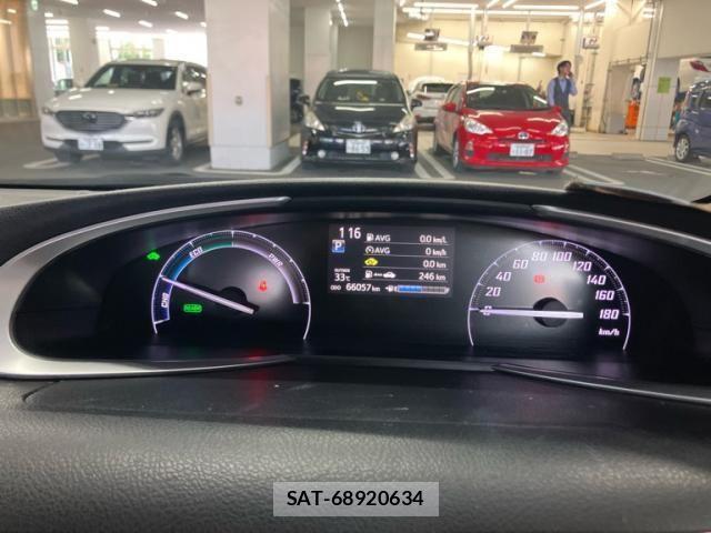 Toyota SIENTA 2016-07 7620107-16