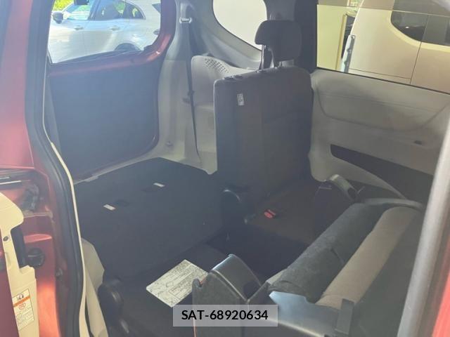 Toyota SIENTA 2016-07 7620107-7