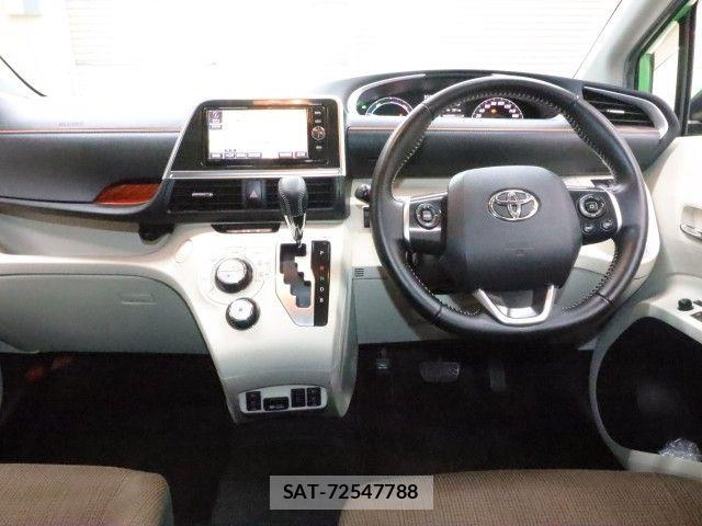Toyota SIENTA 2017-01 7620100-2