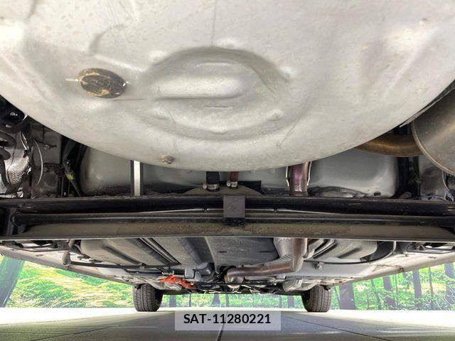 Toyota SIENTA 2019-04 7620076-18
