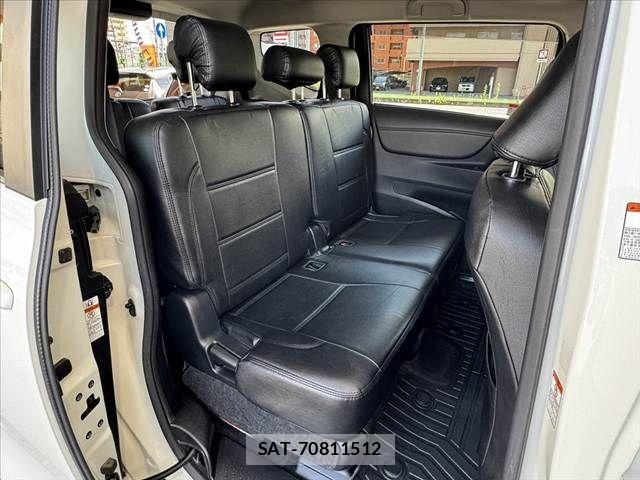 Toyota SIENTA 2015-09 7620106-16