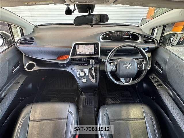 Toyota SIENTA 2015-09 7620106-1