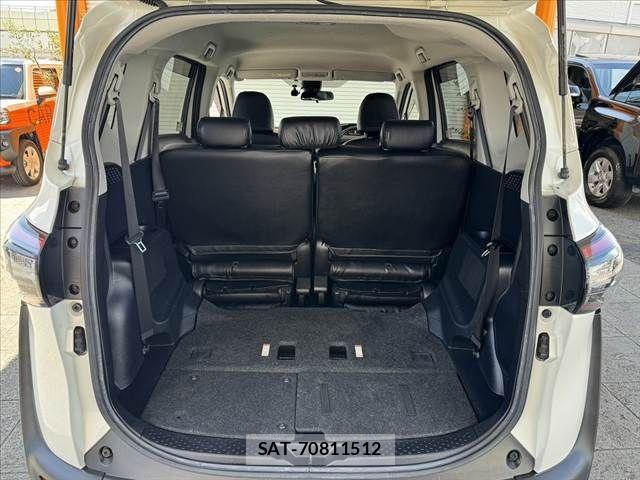 Toyota SIENTA 2015-09 7620106-21