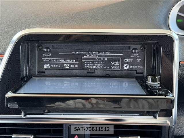 Toyota SIENTA 2015-09 7620106-24