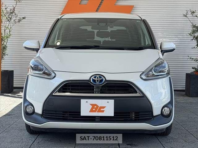 Toyota SIENTA 2015-09 7620106-8