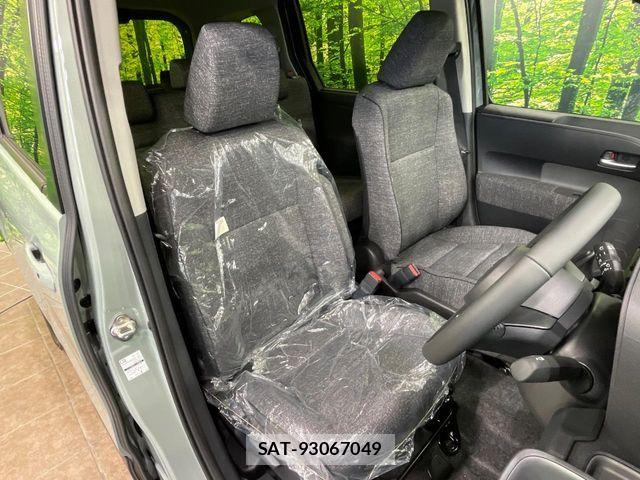 Toyota SIENTA 2026-05 7620043-7