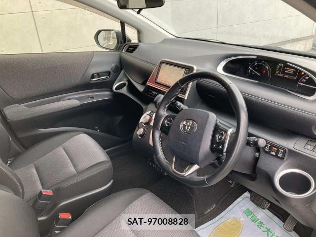 Toyota SIENTA 2021-10 7620067-16