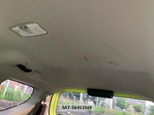Toyota SIENTA 2016-04 7620110-13