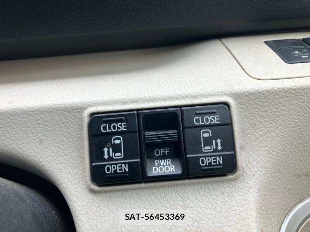 Toyota SIENTA 2016-04 7620110-24