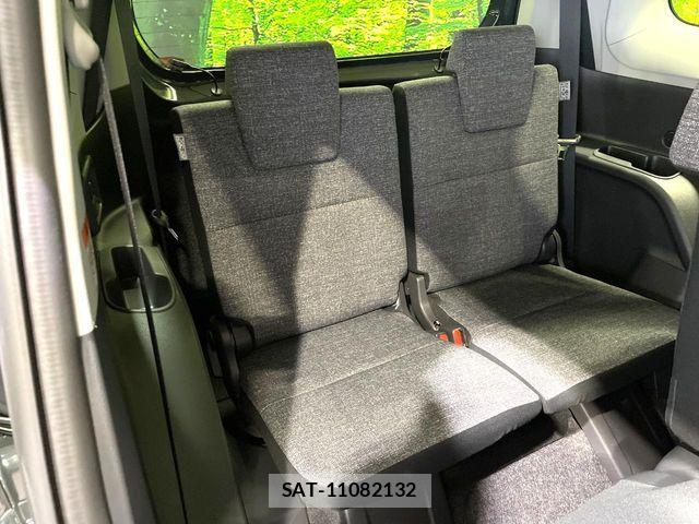 Toyota SIENTA 2025-05 7728704-9