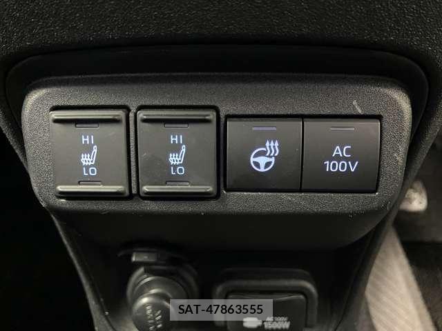 Toyota SIENTA 2022-11 7728729-22