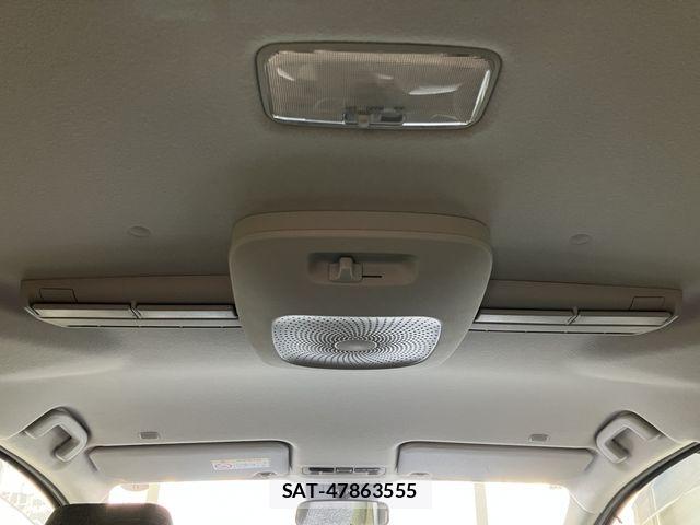 Toyota SIENTA 2022-11 7728729-24