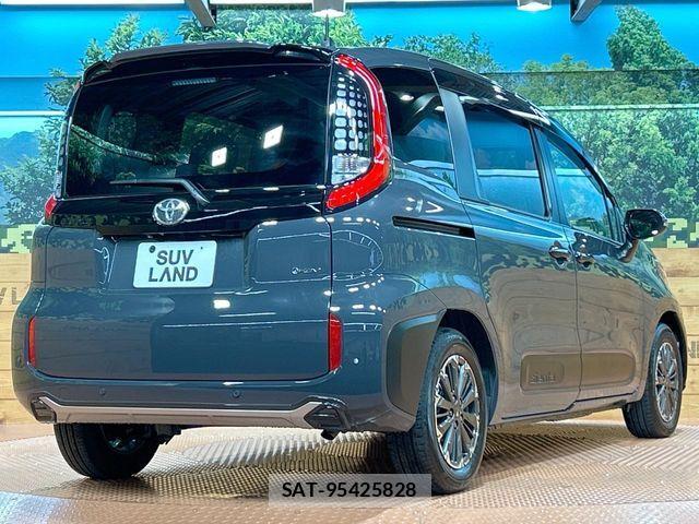 Toyota SIENTA 2025-11 7728698-17