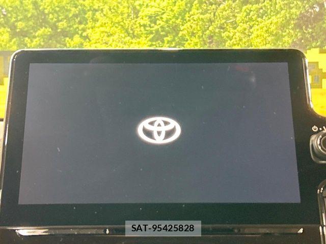 Toyota SIENTA 2025-11 7728698-3
