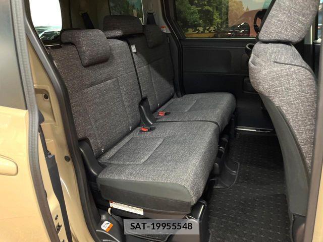 Toyota SIENTA 2024-02 7728702-9