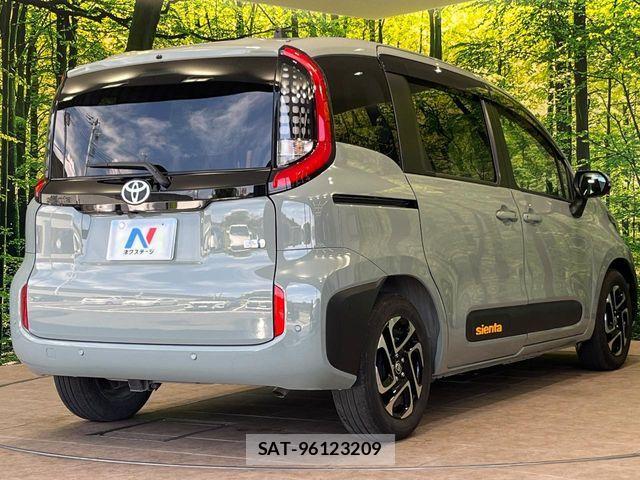 Toyota SIENTA 2024-01 7728739-16