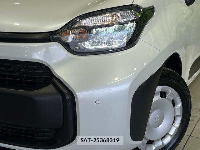 Toyota SIENTA 2025-03 7728718-12