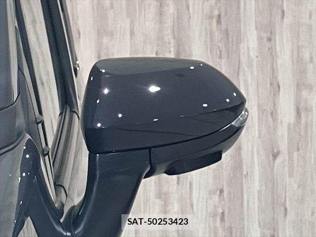 Toyota SIENTA 2022-12 7789172-23