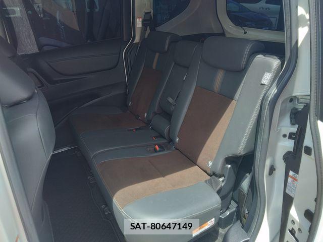 Toyota SIENTA 2021-03 7879461-12