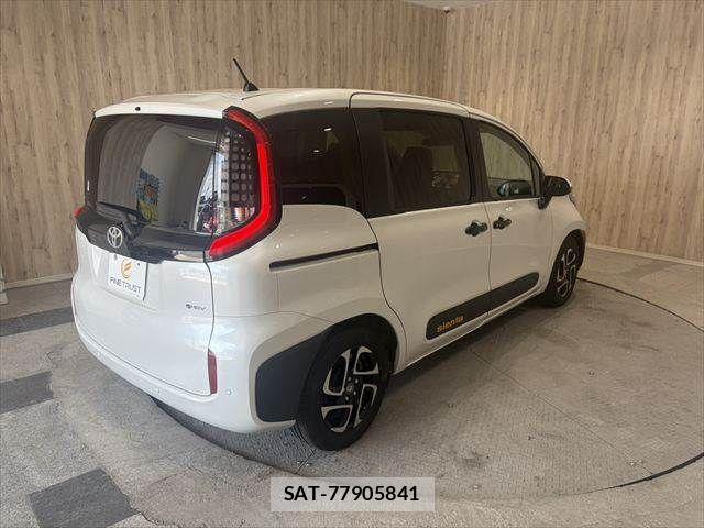 Toyota SIENTA 2025-02 7879450-14
