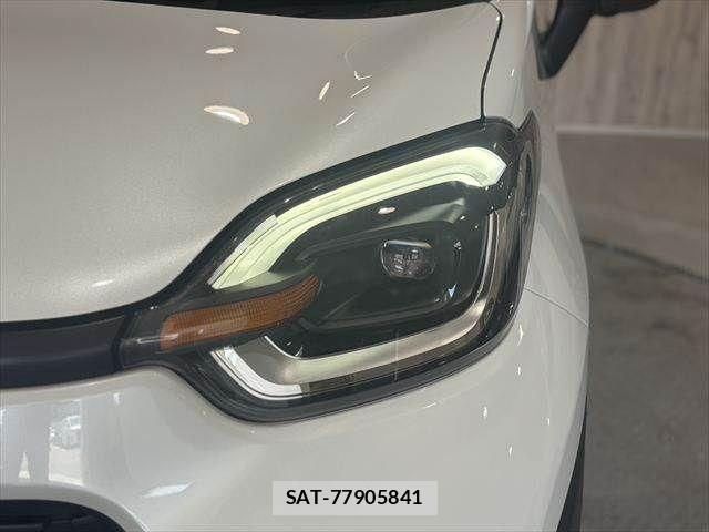 Toyota SIENTA 2025-02 7879450-18