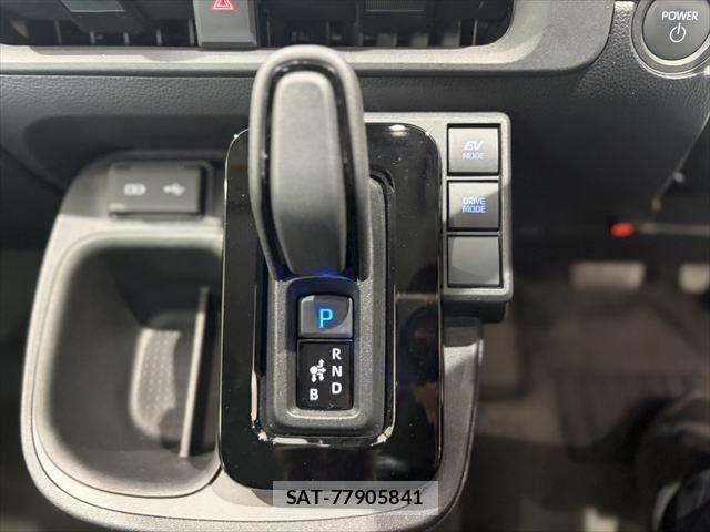 Toyota SIENTA 2025-02 7879450-29