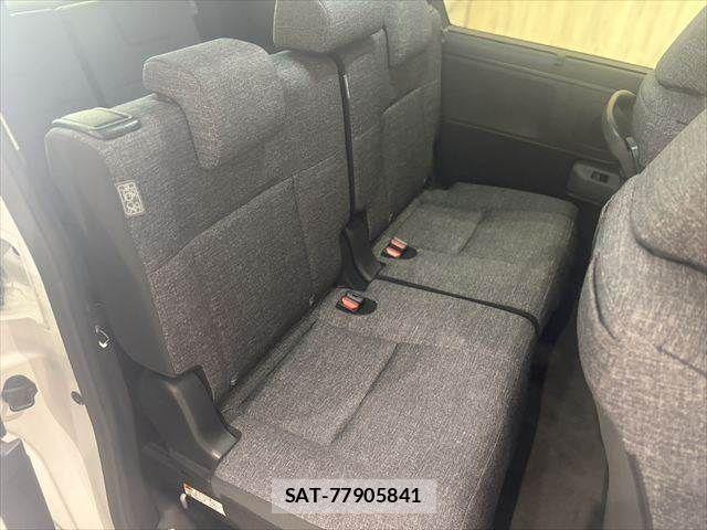 Toyota SIENTA 2025-02 7879450-5