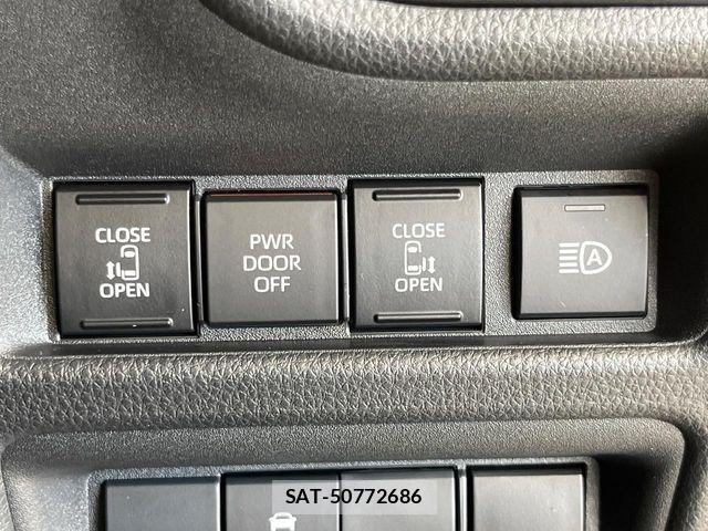 Toyota SIENTA 2025-06 7879448-4