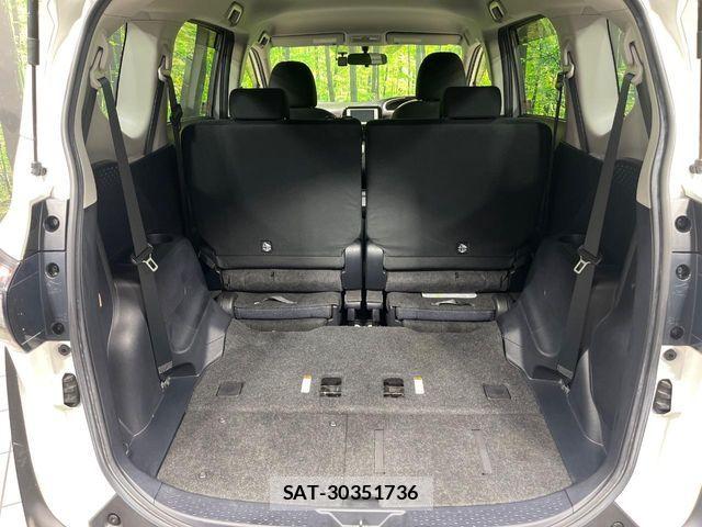 Toyota SIENTA 2015-10 7879467-10