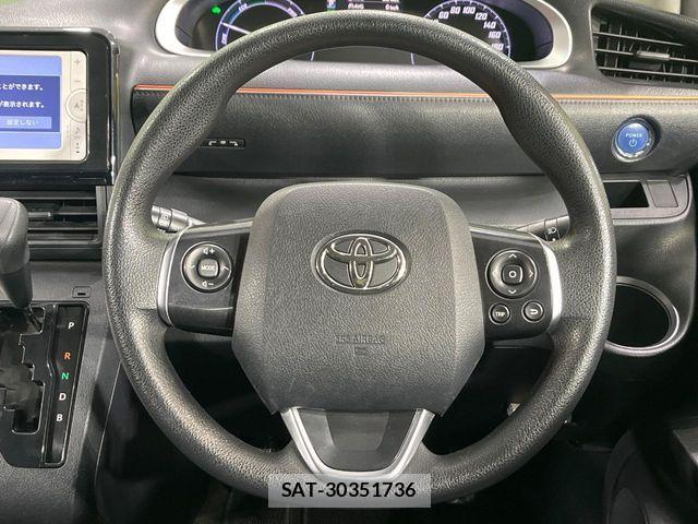 Toyota SIENTA 2015-10 7879467-11