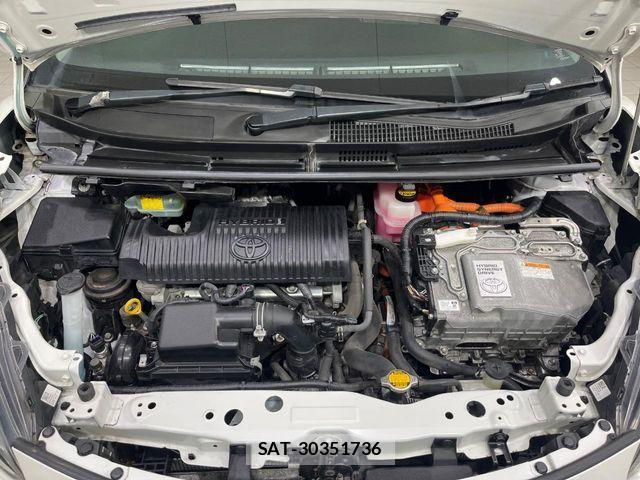 Toyota SIENTA 2015-10 7879467-18