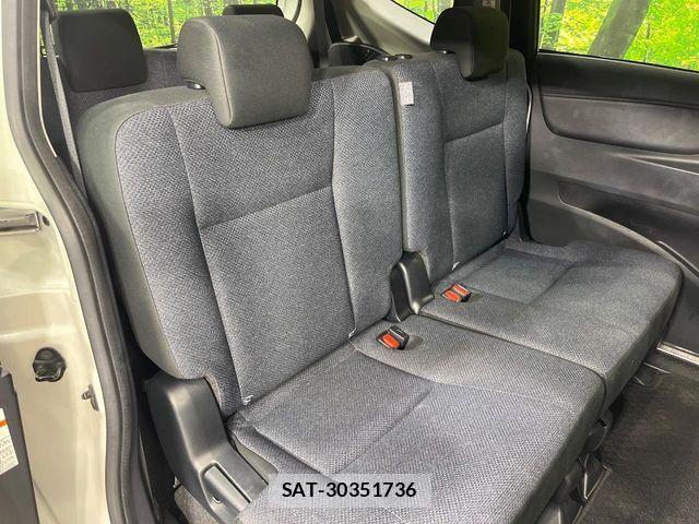 Toyota SIENTA 2015-10 7879467-8