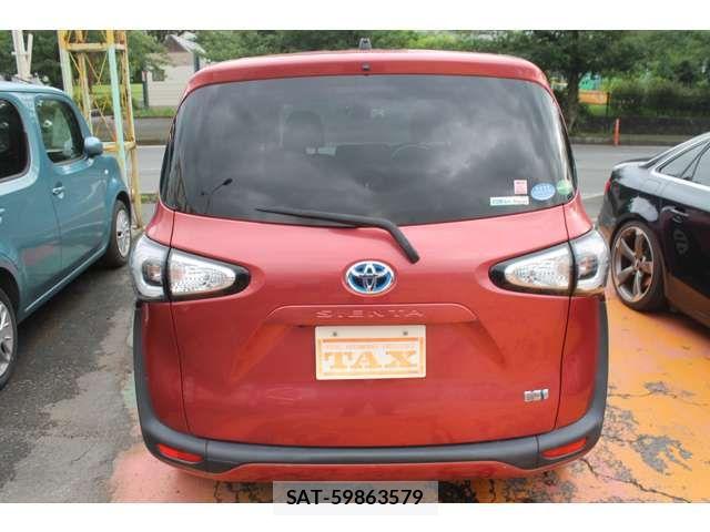 Toyota SIENTA 2017-07 7879464-11