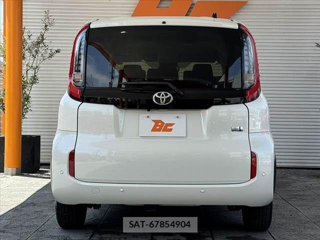Toyota SIENTA 2022-11 7879457-13