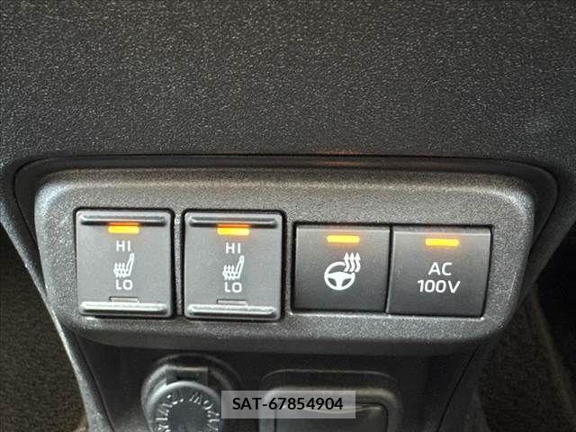 Toyota SIENTA 2022-11 7879457-4