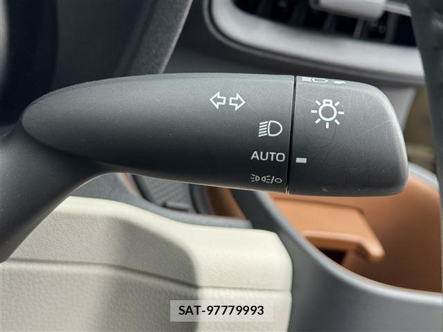 Toyota SIENTA 2025-02 7879445-24