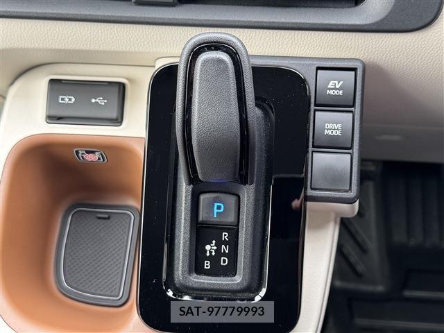 Toyota SIENTA 2025-02 7879445-26