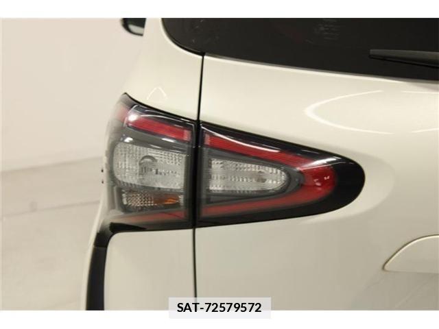 Toyota SIENTA 2016-07 7879462-19