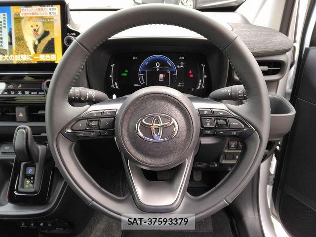 Toyota SIENTA 2025-08 7879454-12