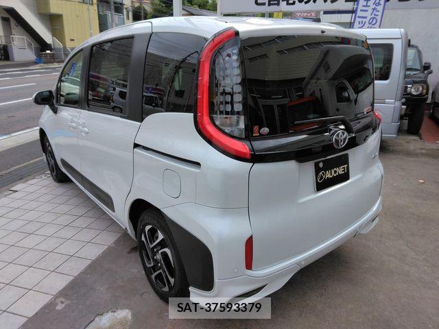 Toyota SIENTA 2025-08 7879454-2