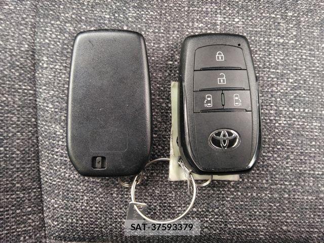 Toyota SIENTA 2025-08 7879454-29