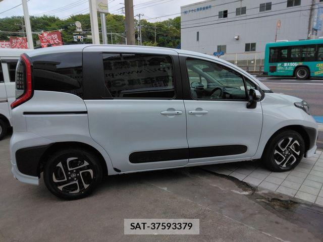 Toyota SIENTA 2025-08 7879454-3