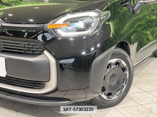 Toyota SIENTA 2023-11 7903396-13