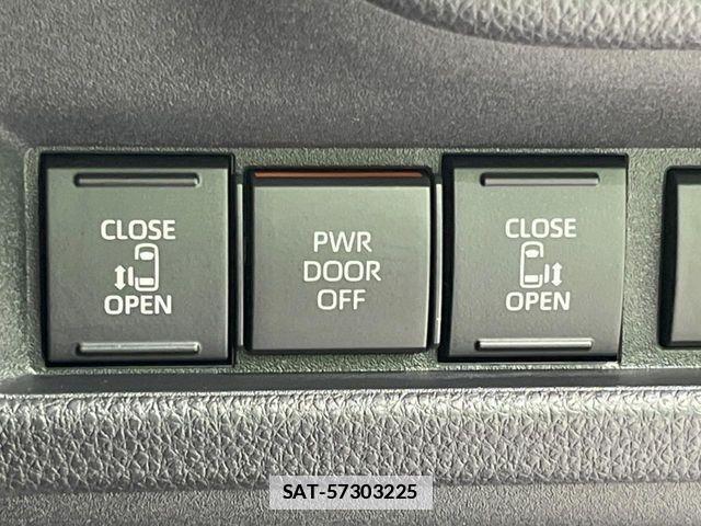 Toyota SIENTA 2023-11 7903396-6