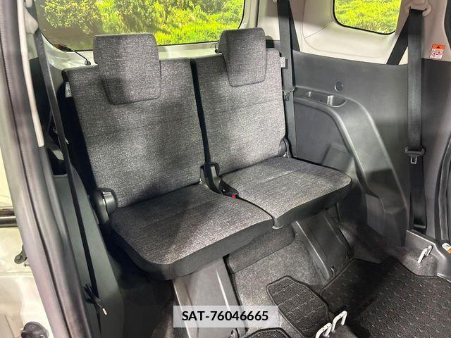 Toyota SIENTA 2022-09 7903395-8