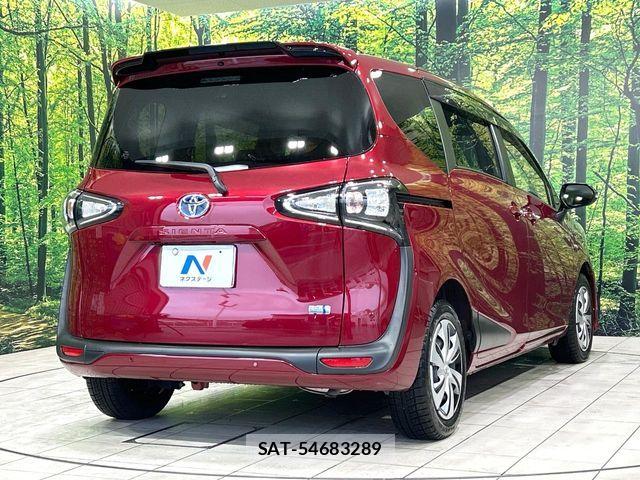 Toyota SIENTA 2021-11 7903398-17