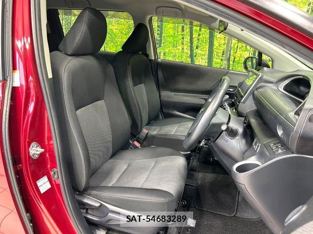Toyota SIENTA 2021-11 7903398-7